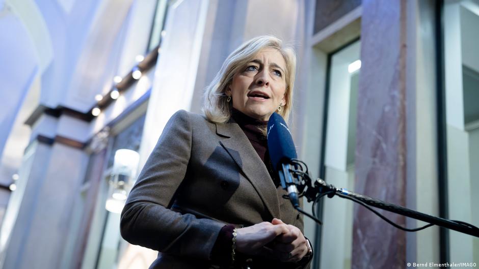 66 Ways to Fix Germany's Expensive Health Care System